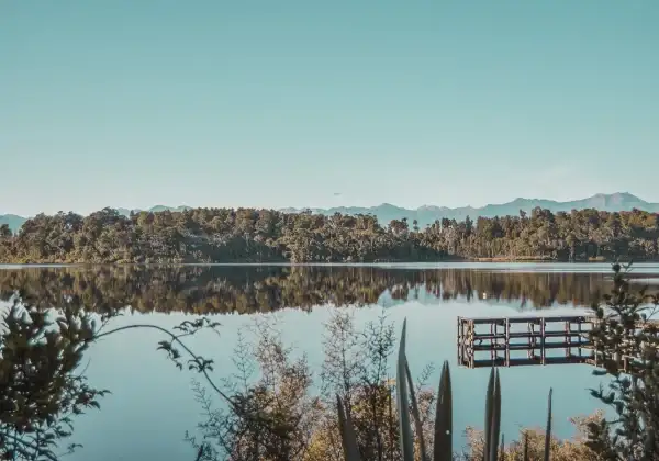 'Southern Round-up' Bus Pass | NZ South Island | Kiwi Experience