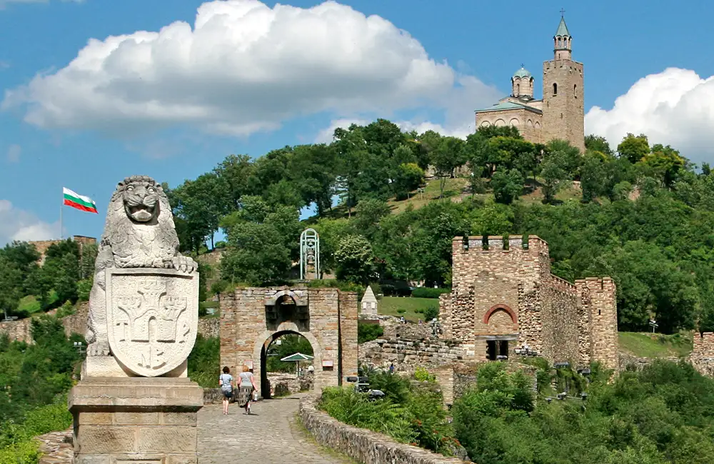 One-Day Tour To Veliko Tarnovo (Tsarevets) & Arbanassi From Sofia
