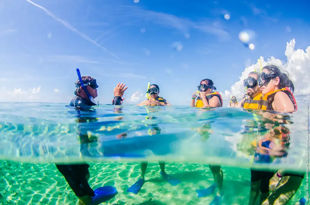 Cancun Speed Boat & Snorkelling Tour