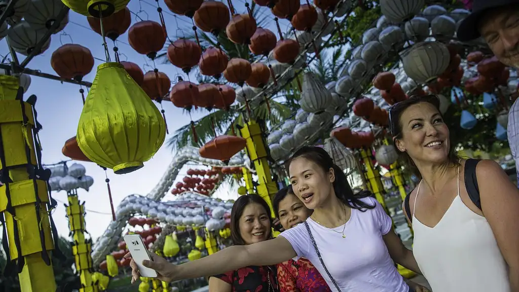 13 Day Explore Vietnam: Hanoi to  Ho Chi Minh City | G Adventures