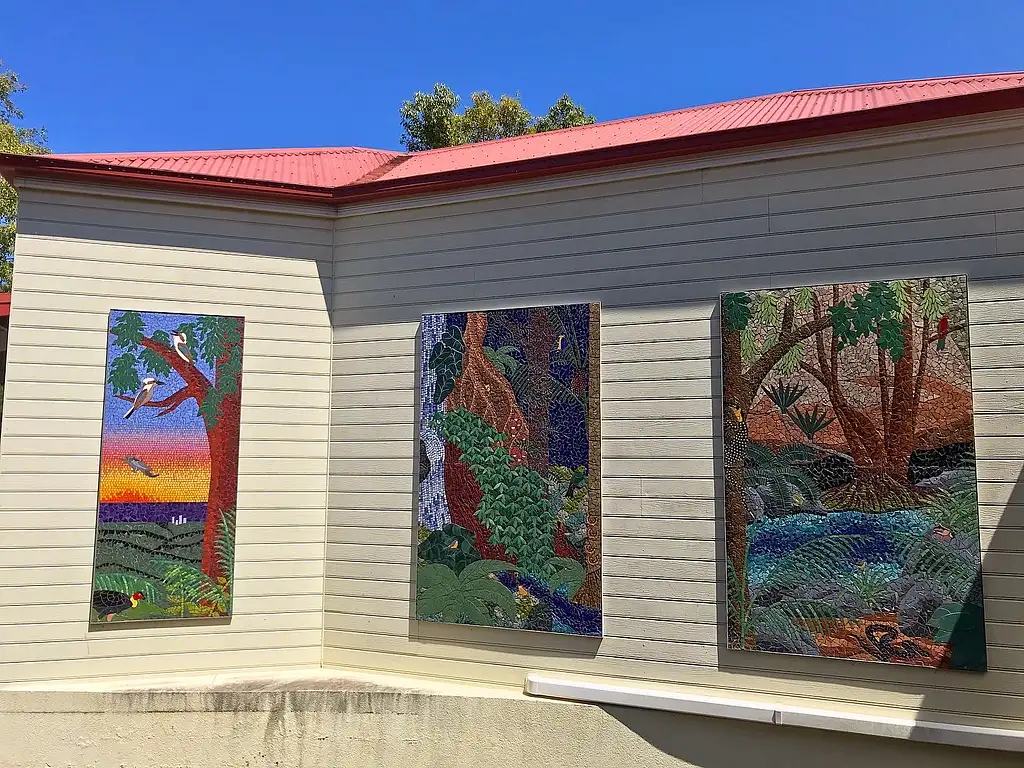 Maleny and Montville Tour with Artisan Village and Wine Tasting (Premium Private Tour)