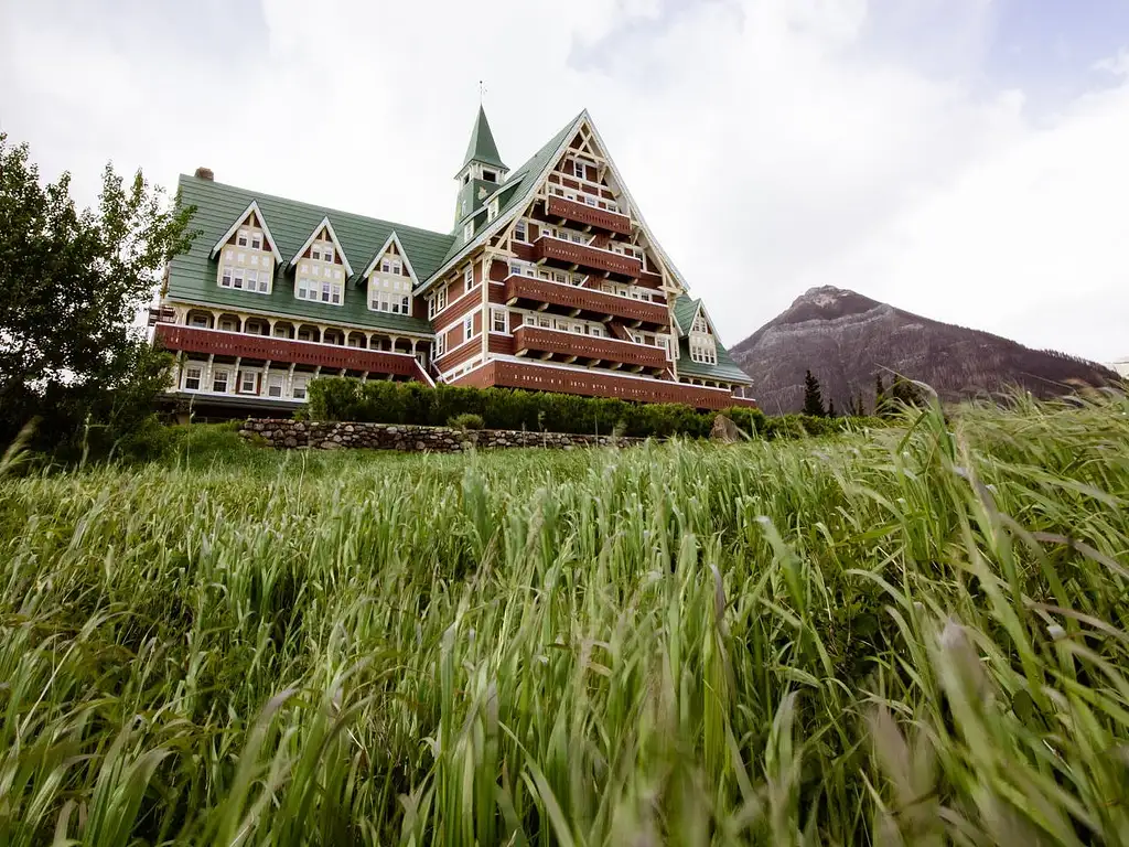 Waterton Lakes National Park Full Day Tour | From Calgary