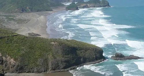 Auckland Scenic Helicopter Tour Over City and Coast