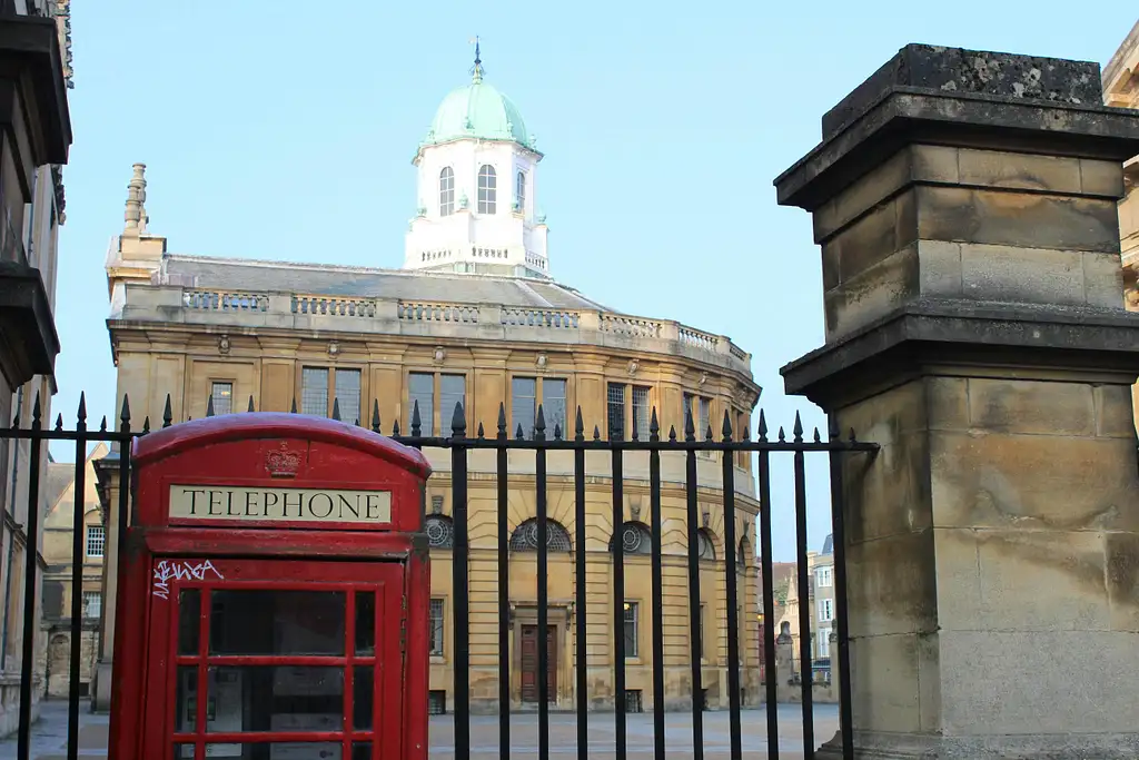 Inspector Morse, Lewis and Endeavour Filming Locations Tour of Oxford