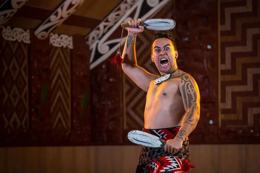 Auckland Maori Experience | Private Tour