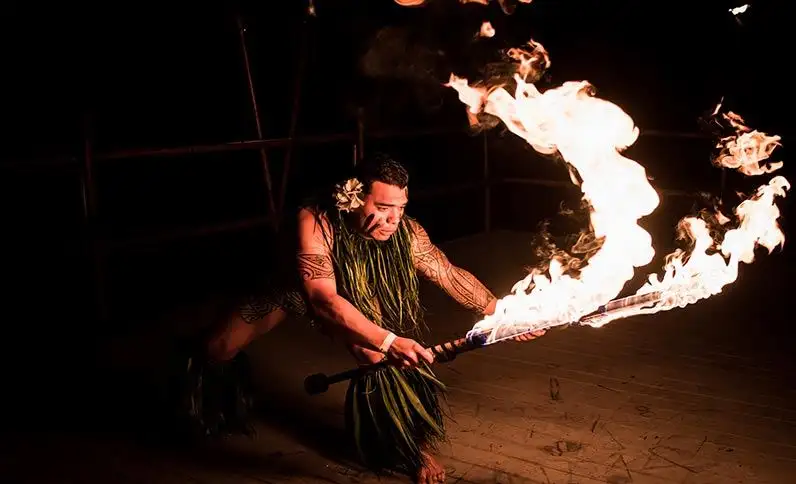 Royal Kona Voyagers of the Pacific Lu‘au