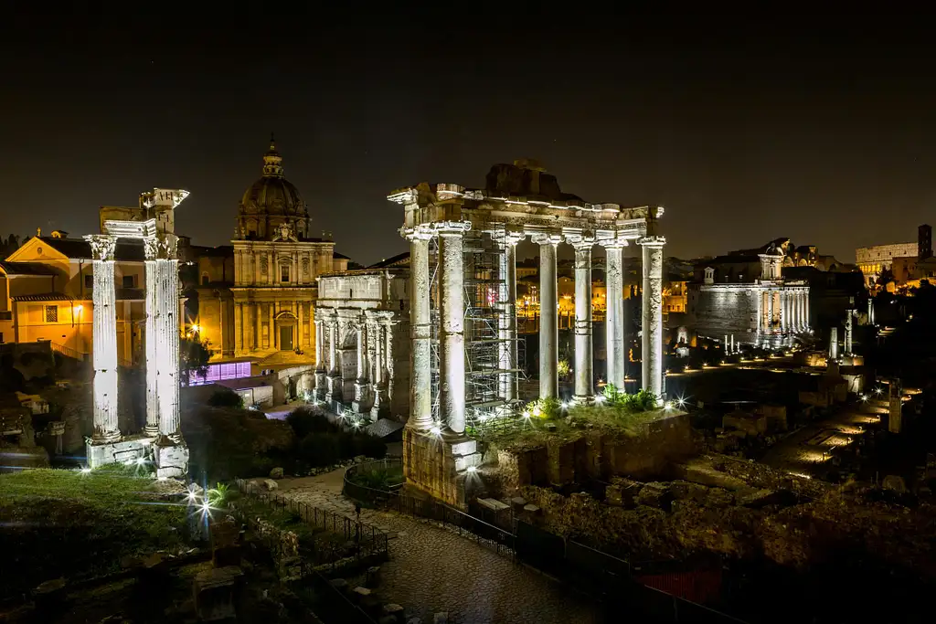 Special Visit By Evening: Colosseum Tour With Arena Floor