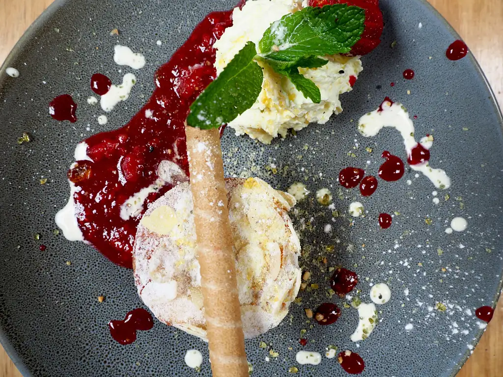 Adelaide Hills and Hahndorf Half Day Tour