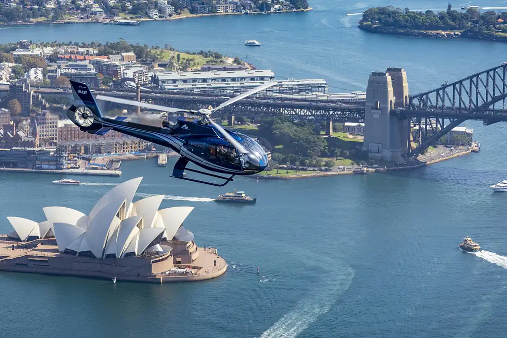 Sydney harbour 20 minutes scenic flight | Helicopter