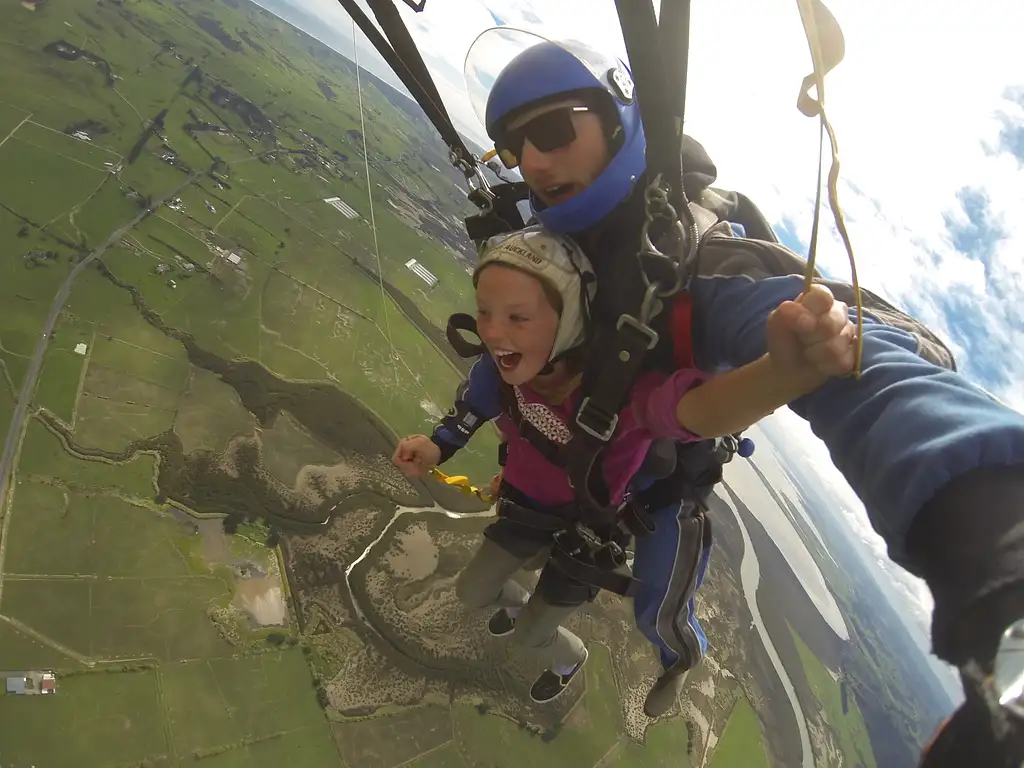 13,000ft Skydive