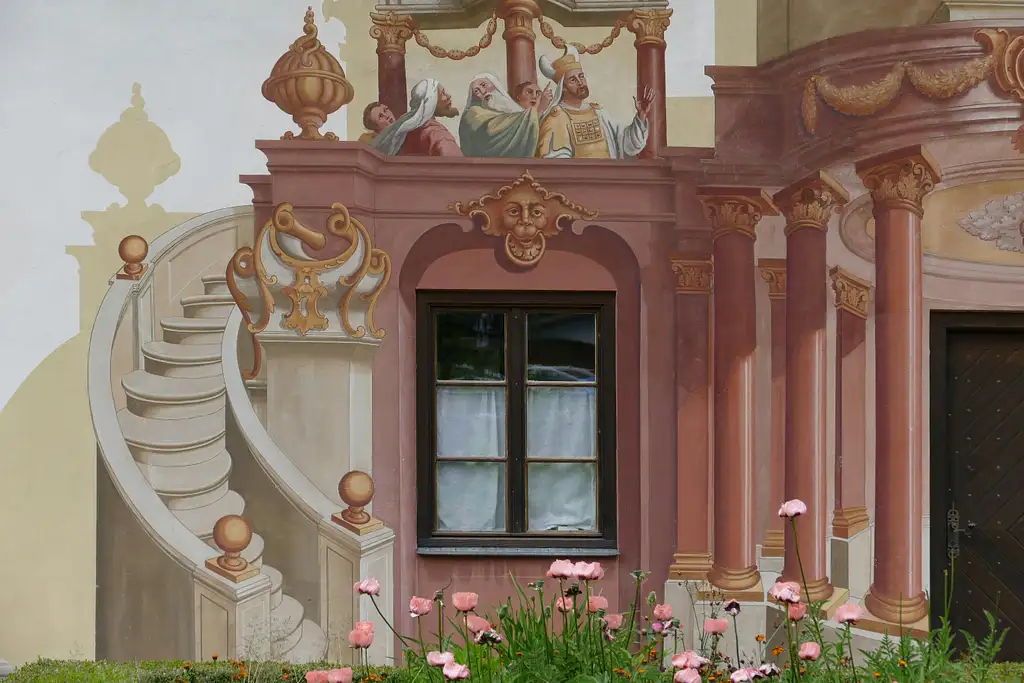 VIP Tour to Linderhof Palace and Neuschwanstein Castle