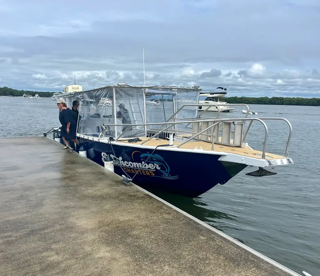 Tour to Tipplers on South Stradbroke Island from Gold Coast