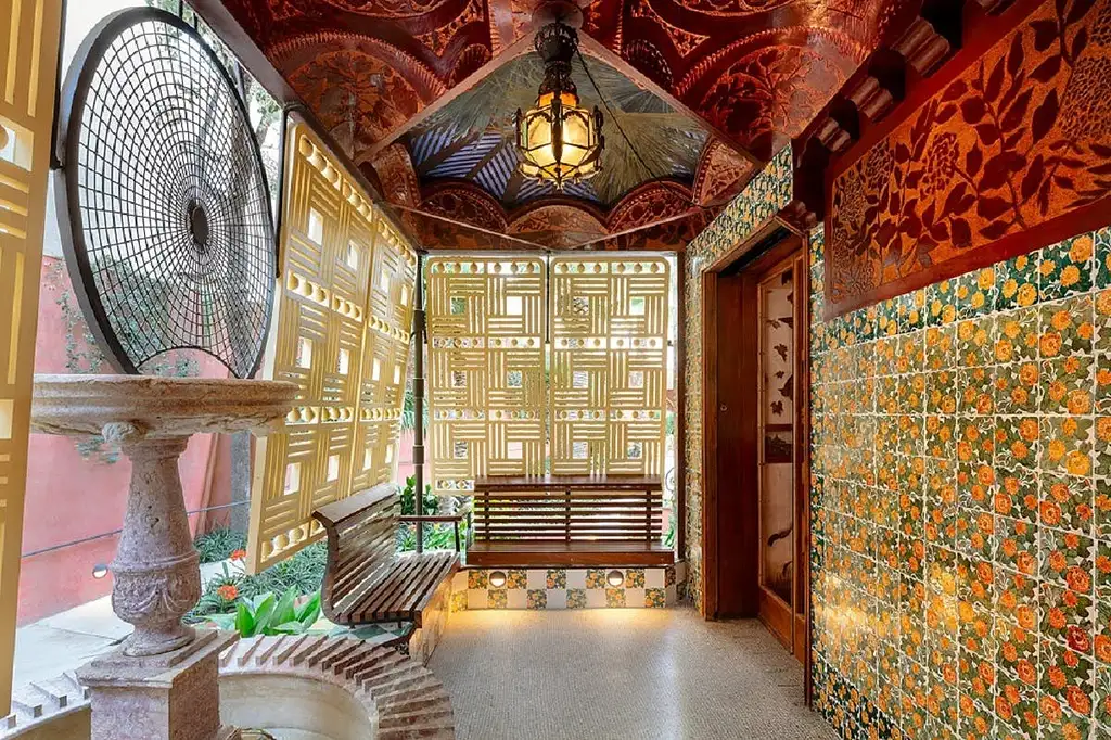 Gaudí Casa Vicens Tickets | Skip-the-line
