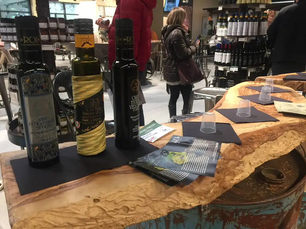 Guided Day Tour Of Bologna and FICO Eataly