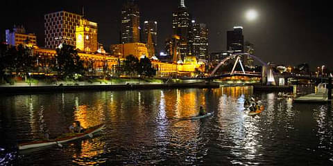 moonlight-kayak-melbourne-australia