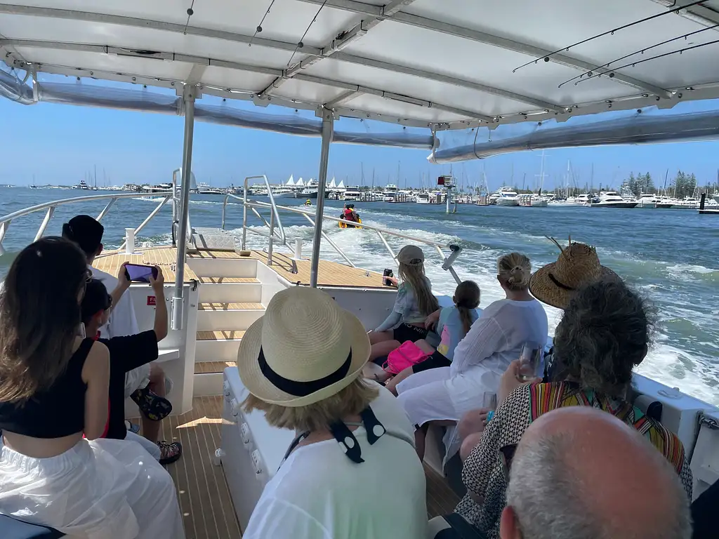 Tour to Tipplers on South Stradbroke Island from Gold Coast