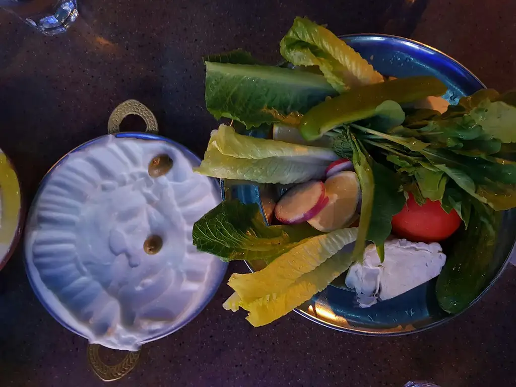 Dubai Street Food Evening Tour