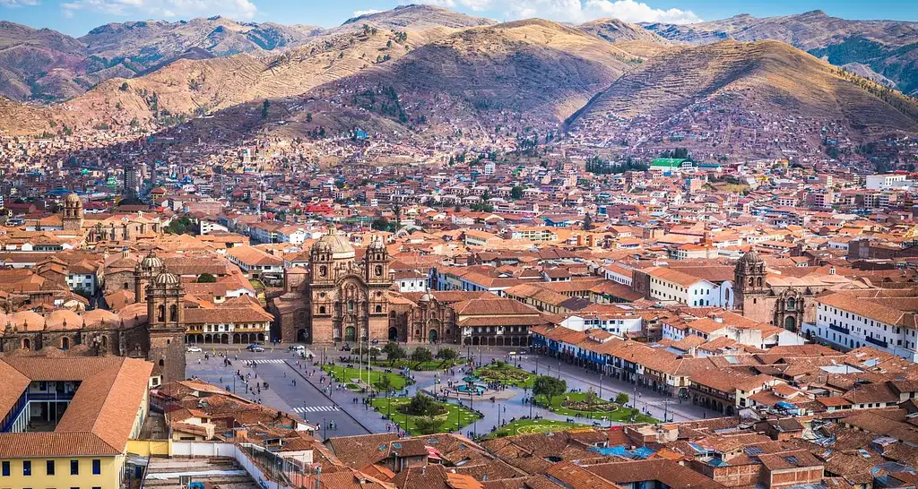 7 Day Inca Adventure: Cusco, Machu Picchu & the Best Views Ever | G Adventures 18 to 35's