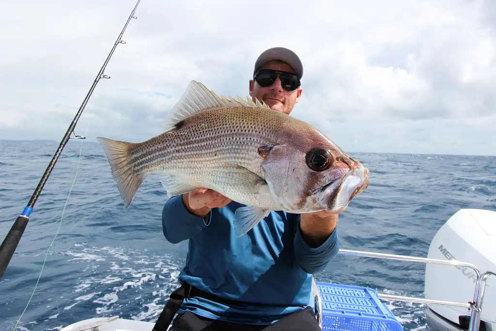Off-Shore Fishing Charter - Departing Noosa
