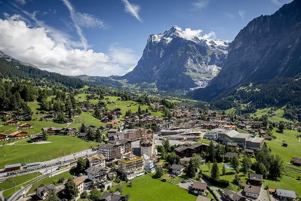 Grindelwald and Mount First Full-day Adventure