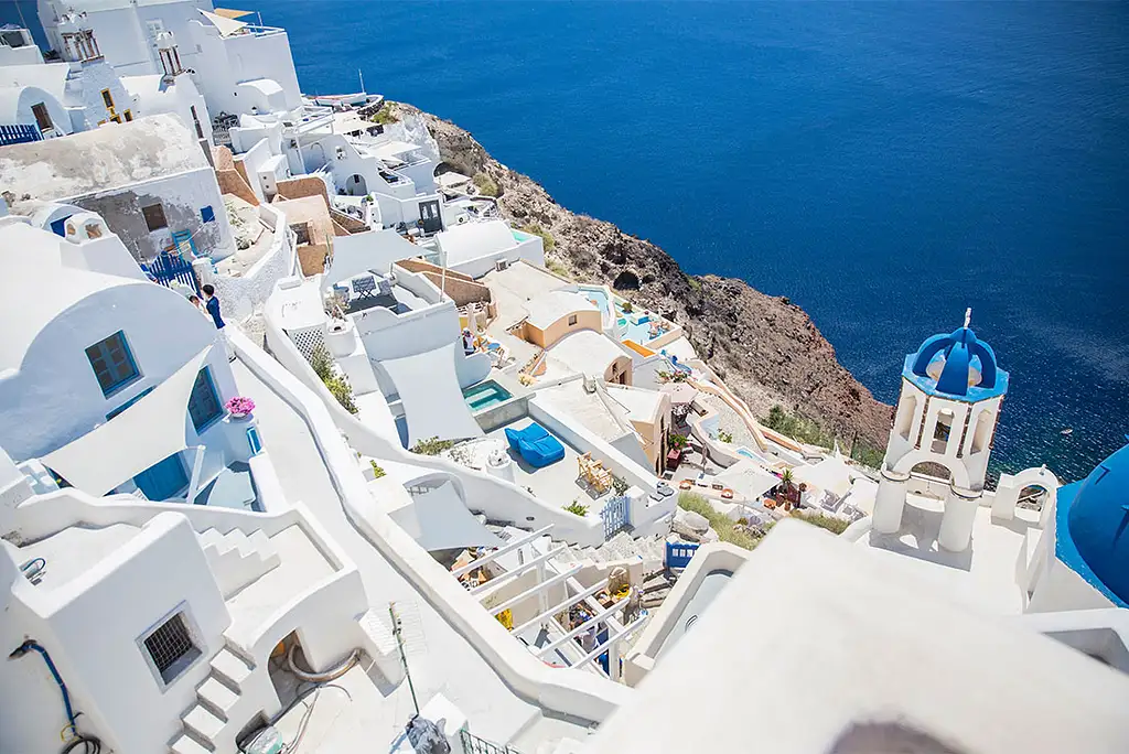 One Week in the Greek Islands Intrepid Tour | 18 to 35's