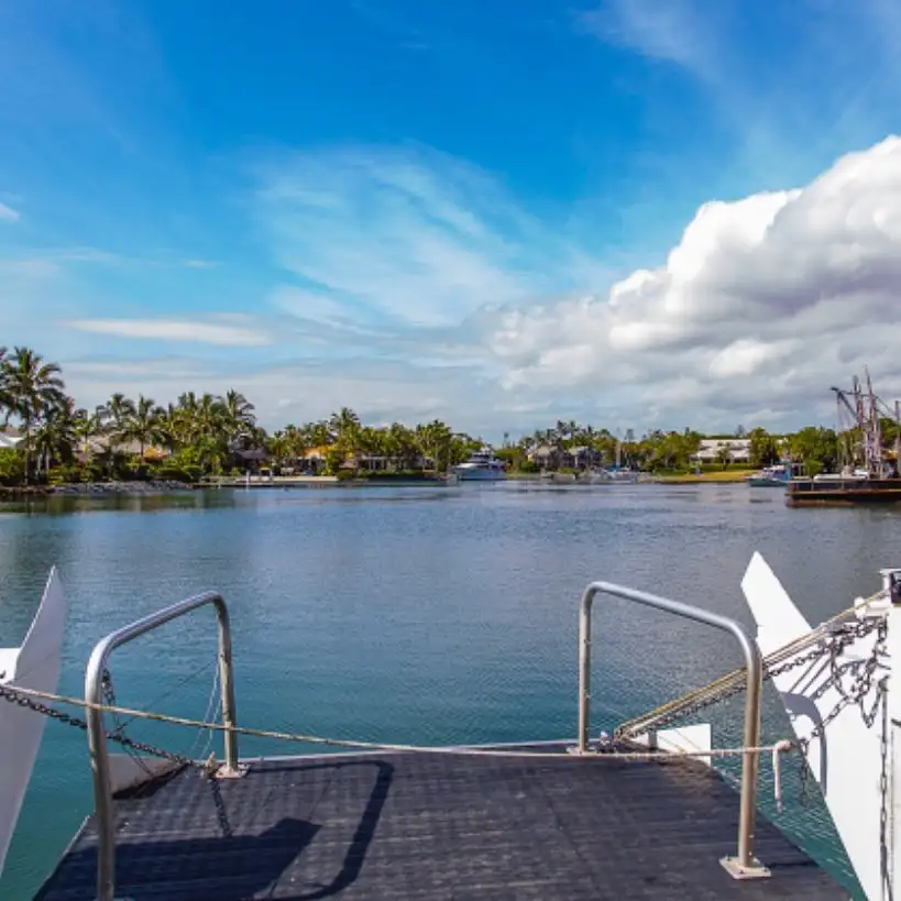 Rum Runner Cruise to Husk Distillery