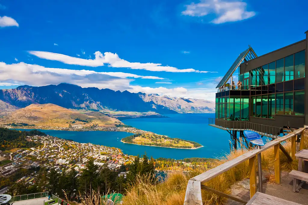 Christchurch to Queenstown Full Day Tour Via Mt Cook