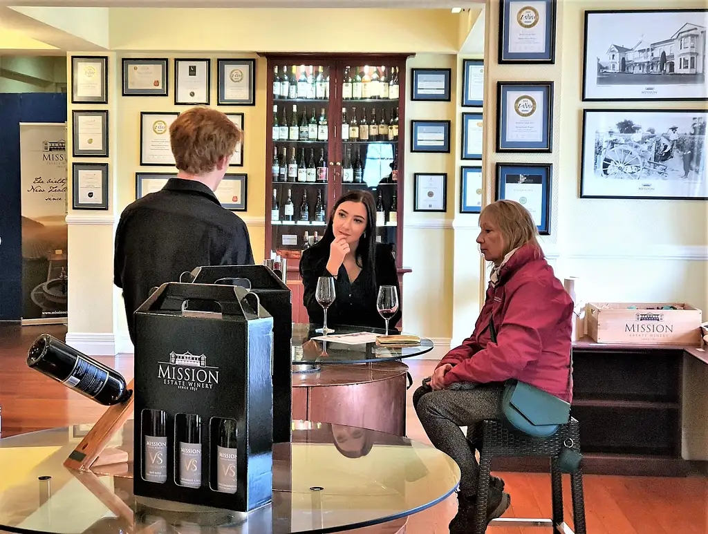 Hawkes Bay Half Day Wine Tour