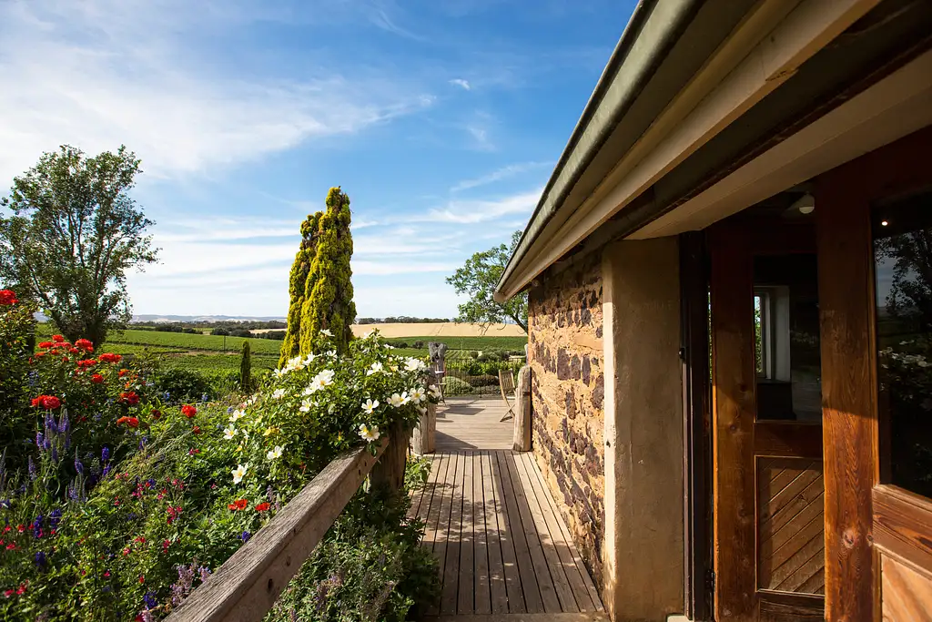 Uncork McLaren Vale Small Group Wine Tour
