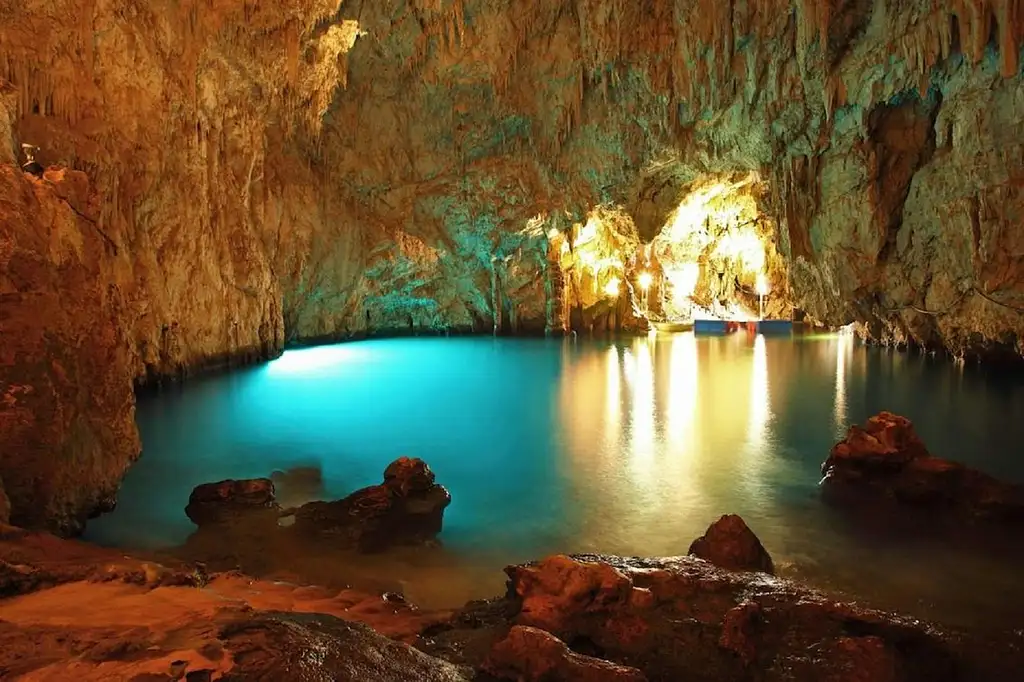 Sorrento and Amalfi Coasts Boat Tour | From Sorrento