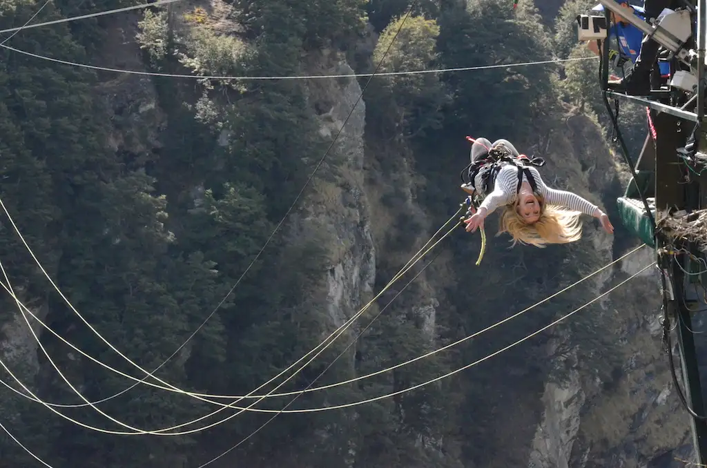 Shotover Canyon Swing