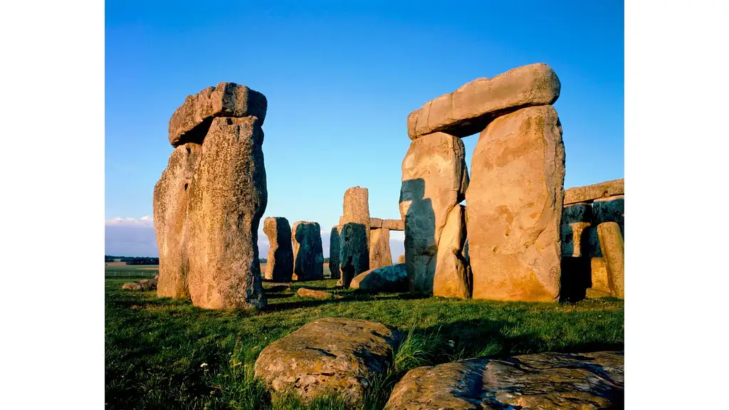 Full Day Stonehenge & Bath Tour