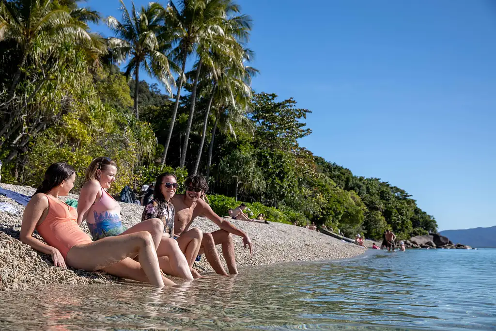 Fitzroy Island Full Day Tour