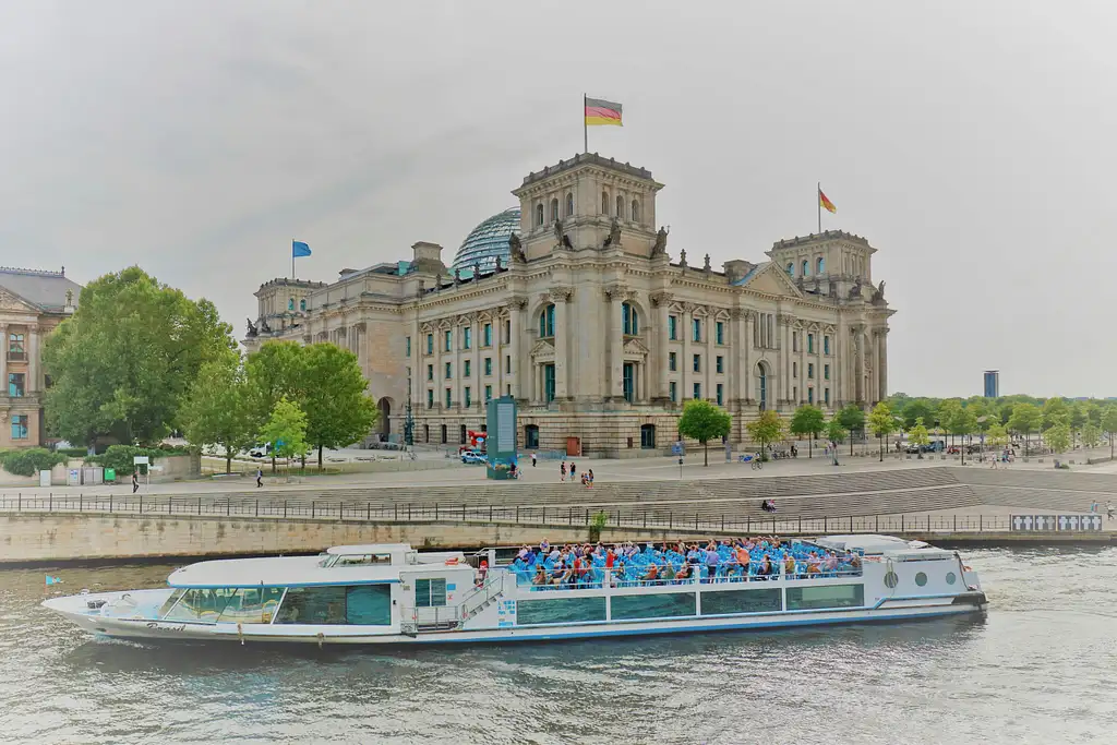 Evening River Cruise in Berlin