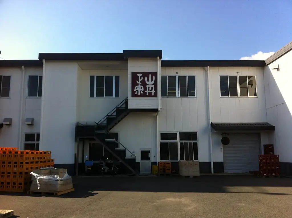 Yagi-Shuzobu Sake Tasting in Imabari, Ehime