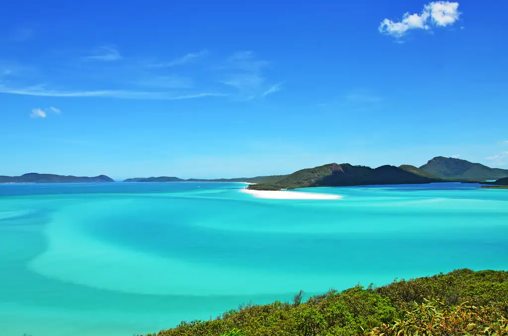 Whitsunday Island & Whitehaven Beach Safari - Airlie Beach