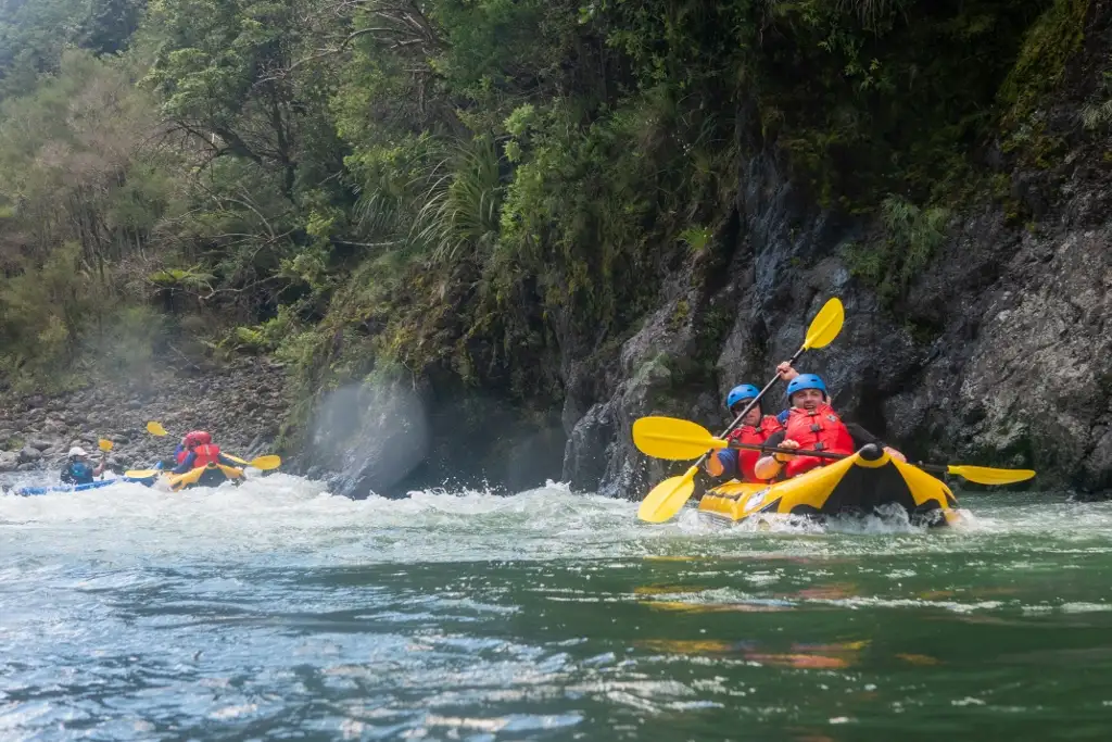 Helicopter Access Waiohine Gorge Whitewater Rafting