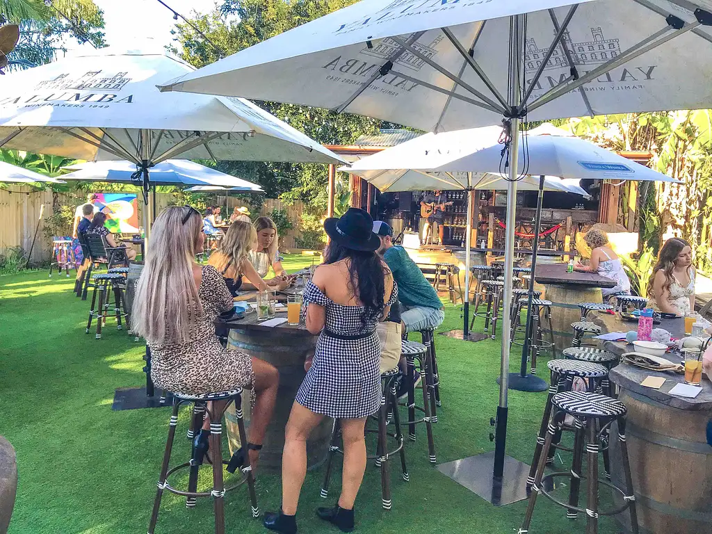 Noosa Hinterland with Gourmet lunch & Wine tasting - Day Tour