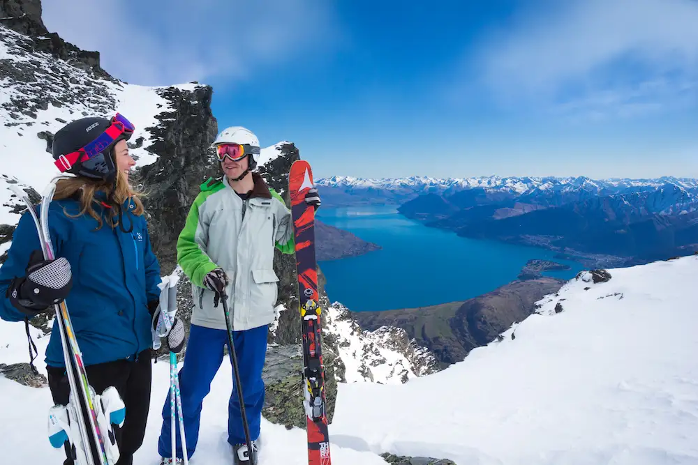 South and Ski Bus Pass with Cardrona Ski Pass