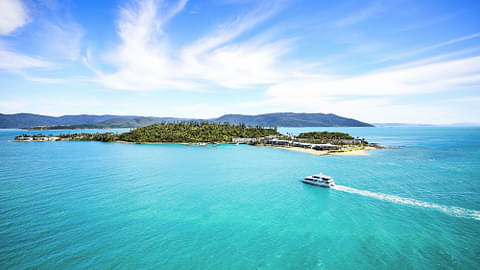 Daydream Island Full Day Tour Deals