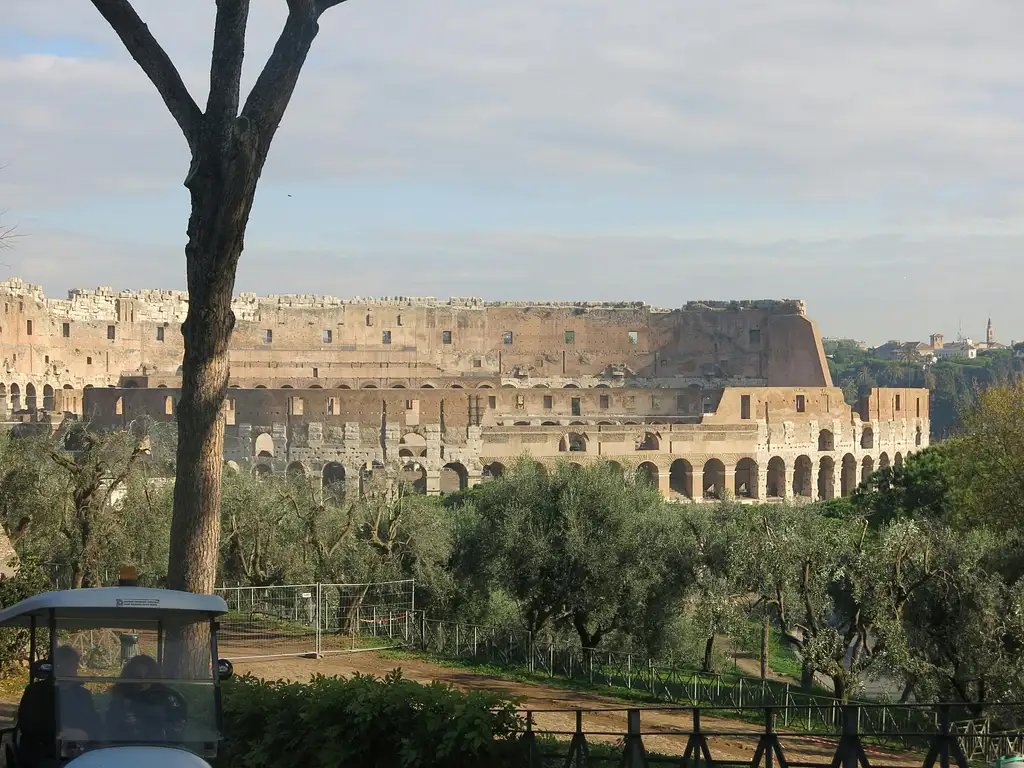 Restricted areas tour of Gladiator's Arena and Roman Forum