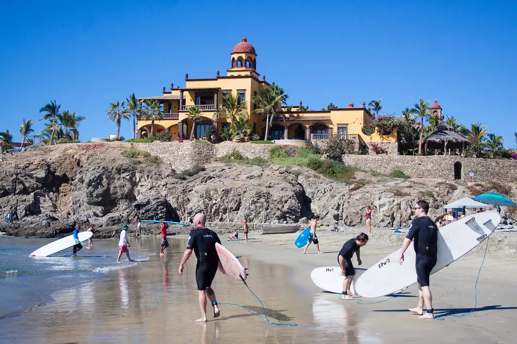 Cerritos Surf  Lessons (Winter)