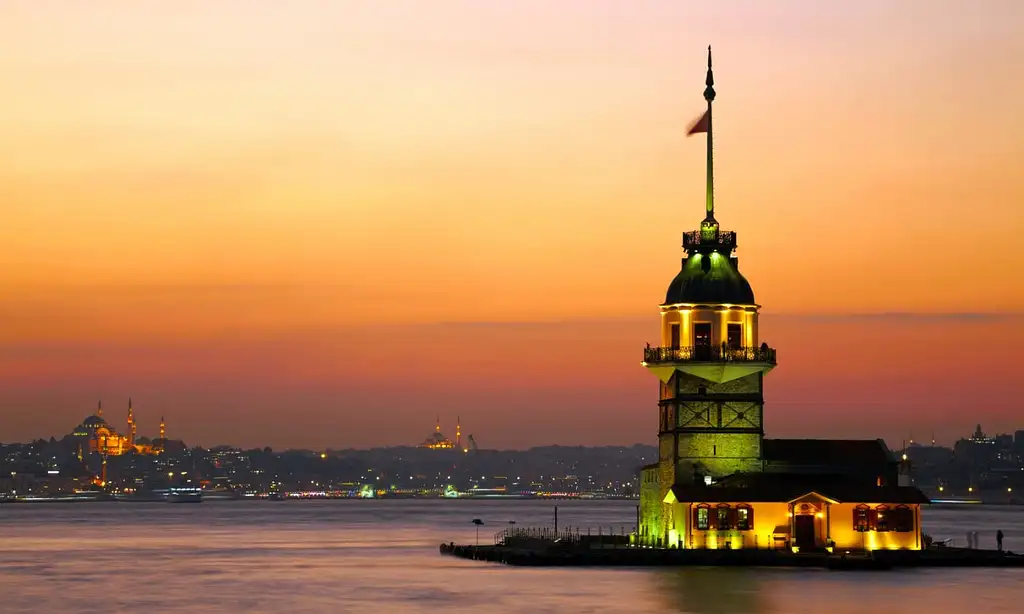Istanbul and Bosphorus Cruise on Private Boat Half-day Morning Tour