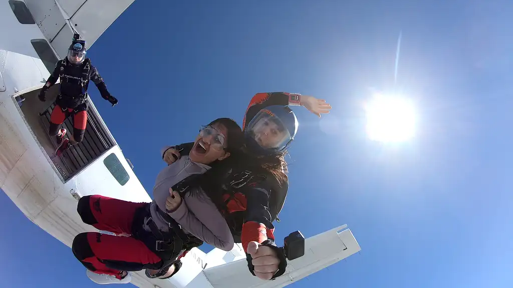 Great Ocean Road Tandem Skydive – Up To 15,000ft