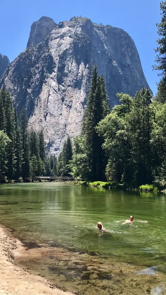 Yosemite Valley Sightseeing & Cookout Adventure