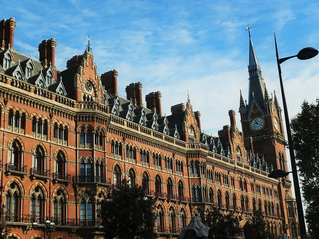 Tour to the Westminster Abbey and the Houses of the Parliament