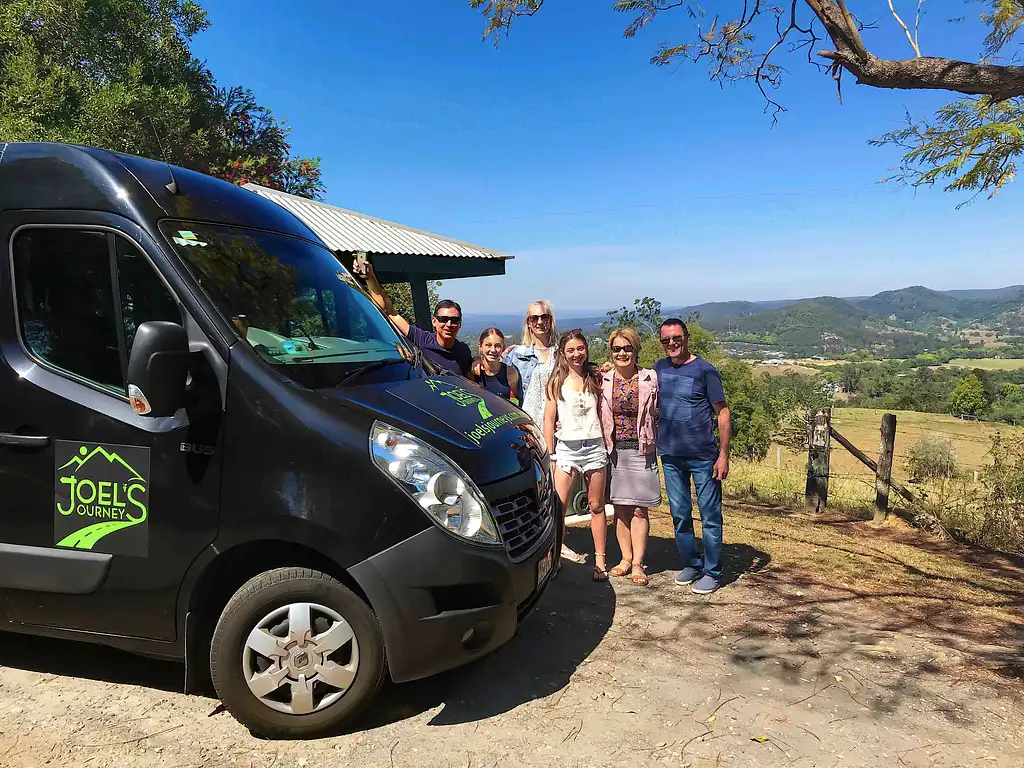 Eumundi Markets Tour Deluxe with VIP Access and Gourmet Lunch (Premium Private Tour)