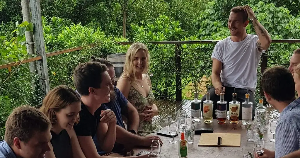 Gold Coast Brewery & Distillery Hopping – Price per Private Bus