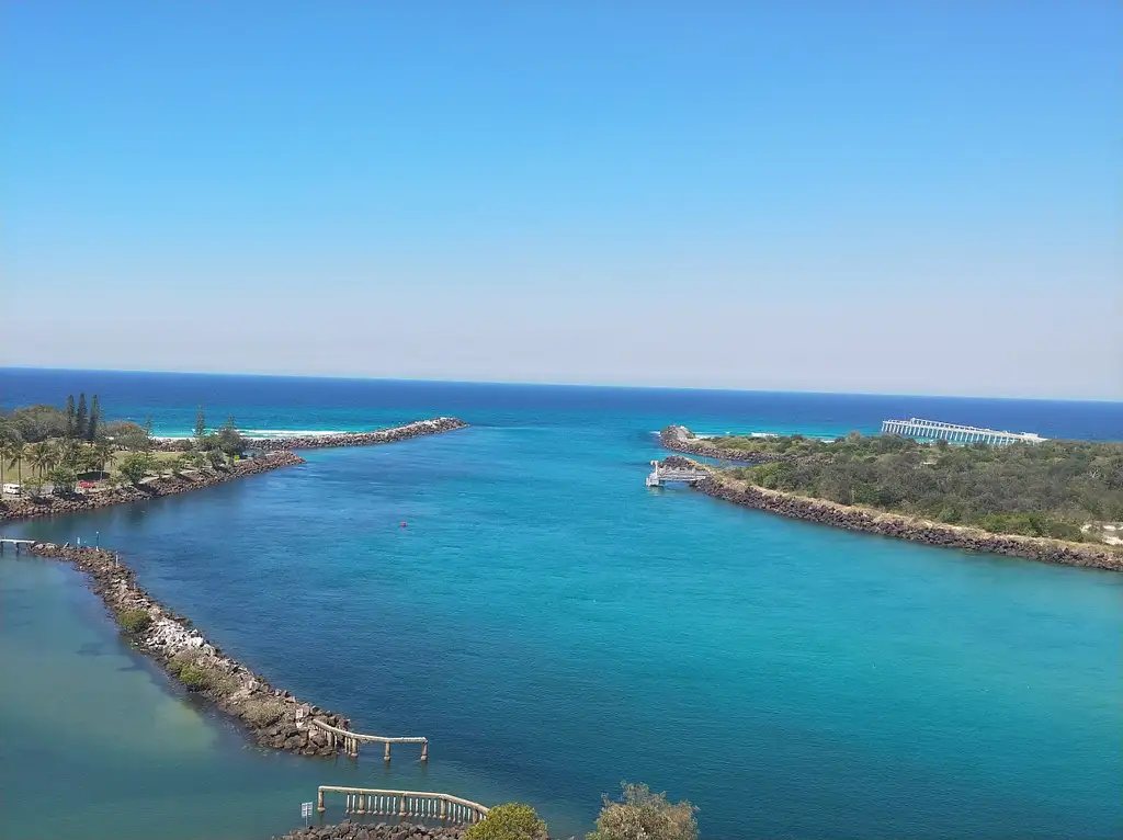 Rum Runner Cruise to Husk Distillery