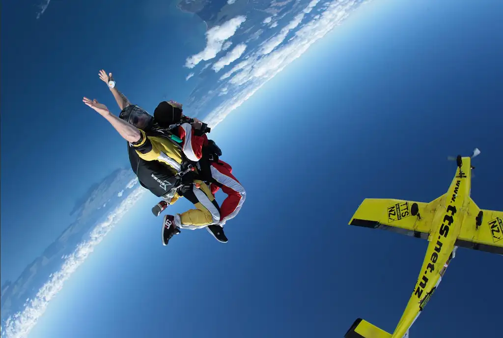 Taupo Tandem Skydiving - 12,000 or 15,000 Ft